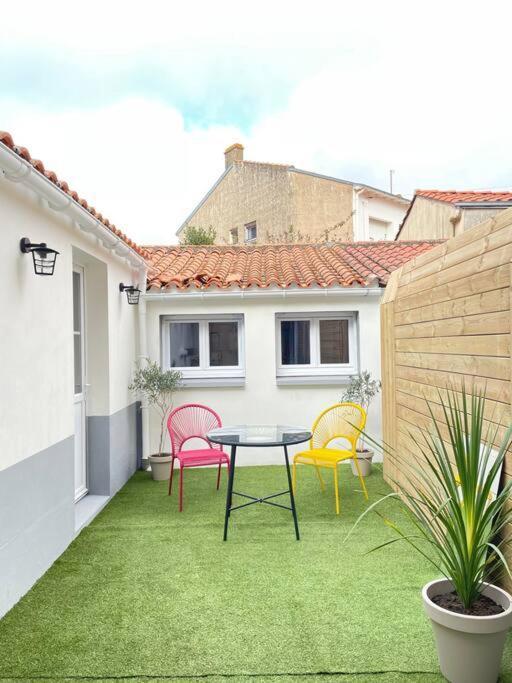 - Le Bac A Sables - Studio Au Coeur D'Arago Les Sables-dʼOlonne Kültér fotó